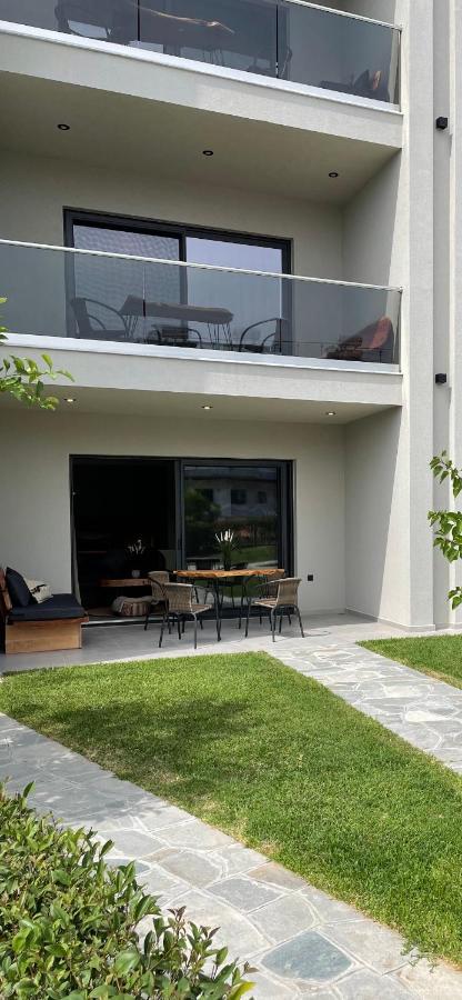 Mola Papaya Studios Mola Kalyva Exterior foto